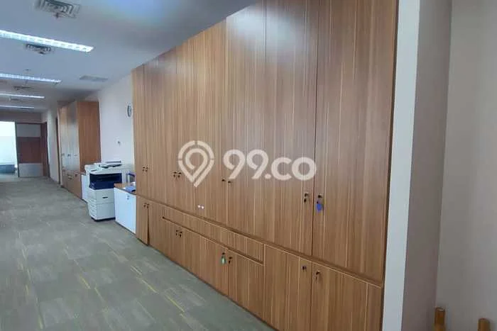 Kantor Disewakan Cepat di Central Park Jakarta Barat LB 321m2 Kantor Disewakan Cepat di Central Park Jakarta Barat LB 321m2