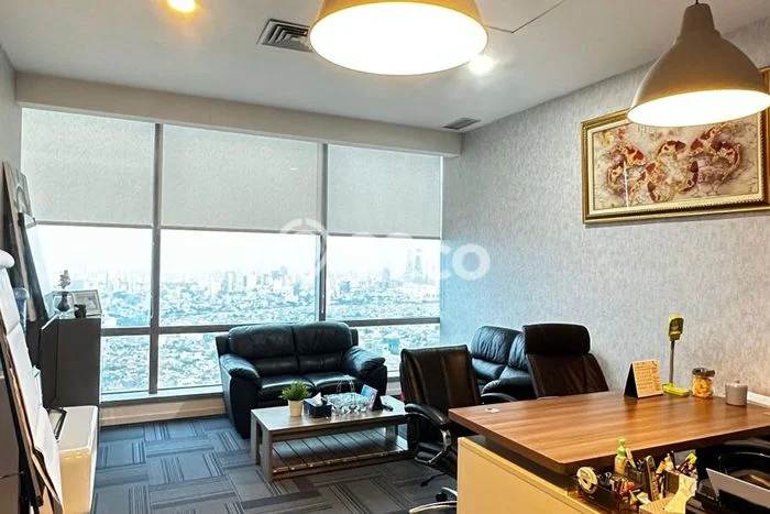 Disewakan Kantor di Kawasan Ramai Central Park Luas 211m2 Disewakan Kantor di Kawasan Ramai Central Park Luas 211m2