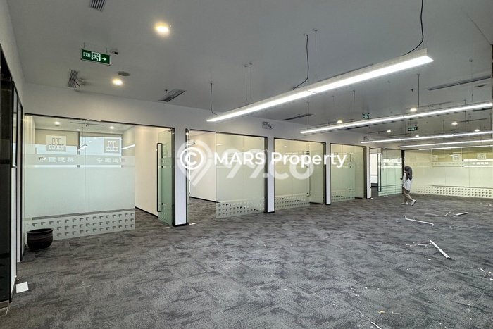 Kantor Disewa di Jakarta Barat dengan LB 392m2 Area Komersial Ramai Kantor Disewa di Jakarta Barat dengan LB 392m2 Area Komersial Ramai