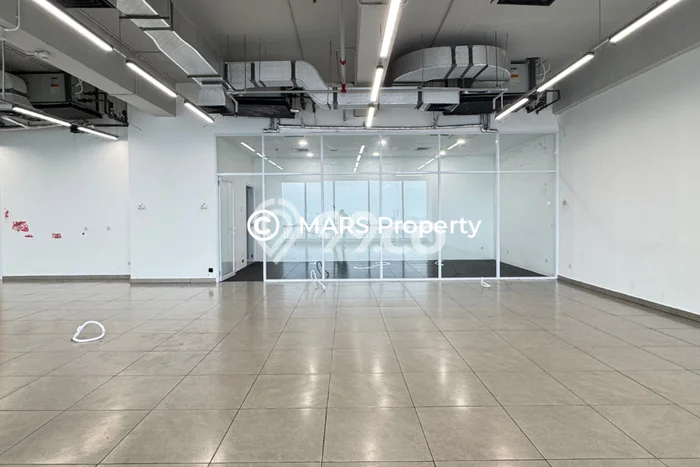 Unit Kantor Disewakan di Central Park di Area Ramai & Strategis Unit Kantor Disewakan di Central Park di Area Ramai & Strategis