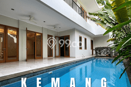 Ready to Use! Premium House LT 543m2 Desain Elegan di Kemang Ready to Use! Premium House LT 543m2 Desain Elegan di Kemang