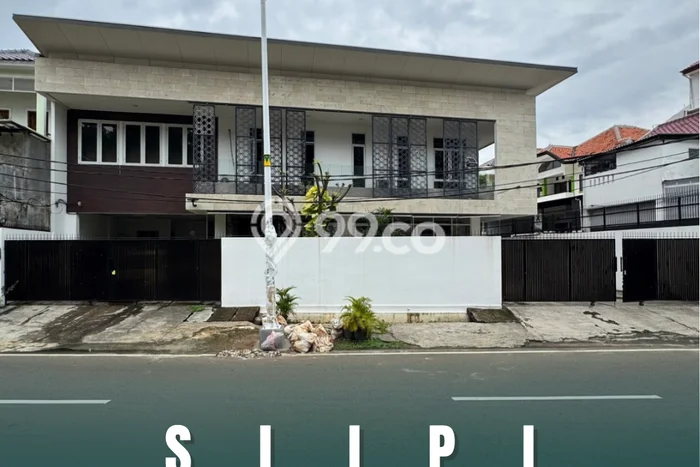 Dijual! Kantor di S Parman Jakarta Barat LT 331m2 / LB 491m2 Kawasan Strategis Dijual! Kantor di S Parman Jakarta Barat LT 331m2 / LB 491m2 Kawasan Strategis