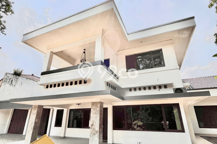 Siap Huni Hunian Elit 12 Kamar di Menteng Dekat ke Mana Pun Siap Huni Hunian Elit 12 Kamar di Menteng Dekat ke Mana Pun