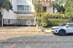PREMIUM CHOICE! Rumah di , 5 KT, Area Strategis, LT 450m2m² LB 800m2m² PREMIUM CHOICE! Rumah di , 5 KT, Area Strategis, LT 450m2m² LB 800m2m²