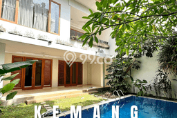 For Sale! Luxury House LT 450m2 Desain Elegan di Kemang For Sale! Luxury House LT 450m2 Desain Elegan di Kemang
