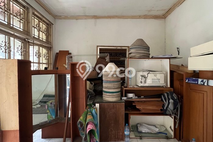 Rumah Elit Modern Tanpa Renovasi di Pondok Indah Jakarta Selatan Rumah Elit Modern Tanpa Renovasi di Pondok Indah Jakarta Selatan