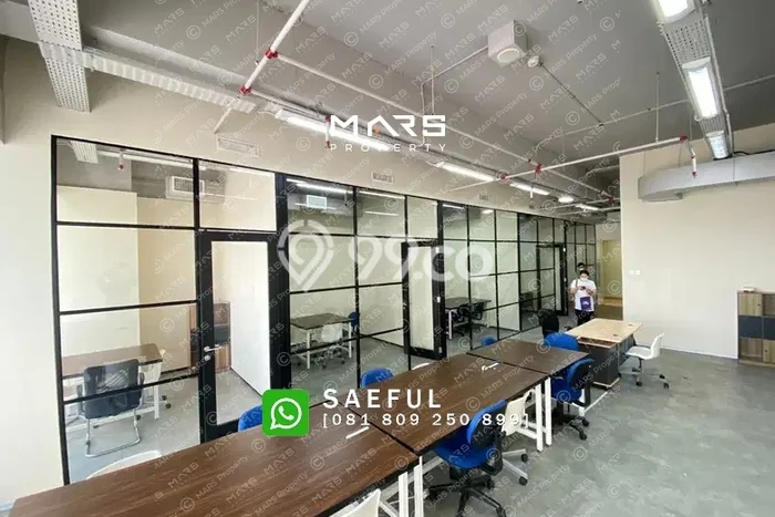 Disewakan Kantor di Kawasan Ramai Central Park Luas 136m2 Disewakan Kantor di Kawasan Ramai Central Park Luas 136m2