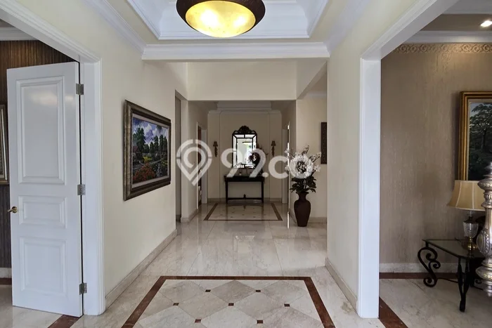 Jual Rumah Luas Megah Dengan View Cantik di Slipi, Jakarta Barat Jual Rumah Luas Megah Dengan View Cantik di Slipi, Jakarta Barat