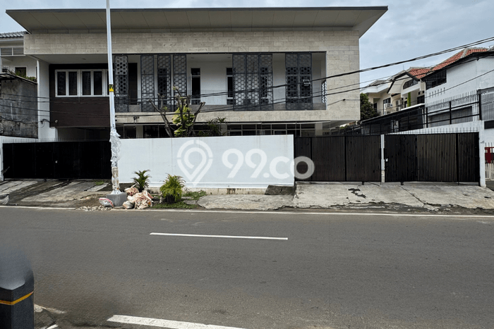 Dijual! Kantor di S Parman Jakarta Barat LT 331m2 / LB 491m2 Kawasan Strategis Dijual! Kantor di S Parman Jakarta Barat LT 331m2 / LB 491m2 Kawasan Strategis