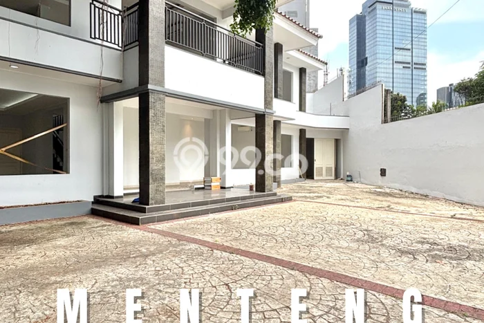 Dijual Rumah Premium dengan Fasilitas Sekitar Lengkap di Menteng, Jakarta Pusat Dijual Rumah Premium dengan Fasilitas Sekitar Lengkap di Menteng, Jakarta Pusat