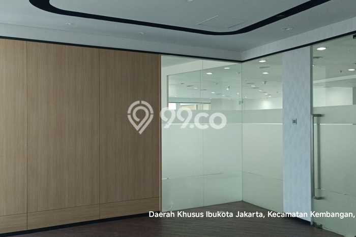 Kantor Area Komersial Kawasan Central Park, Luas 333m2m², Disewakan, Ready Pakai Kantor Area Komersial Kawasan Central Park, Luas 333m2m², Disewakan, Ready Pakai