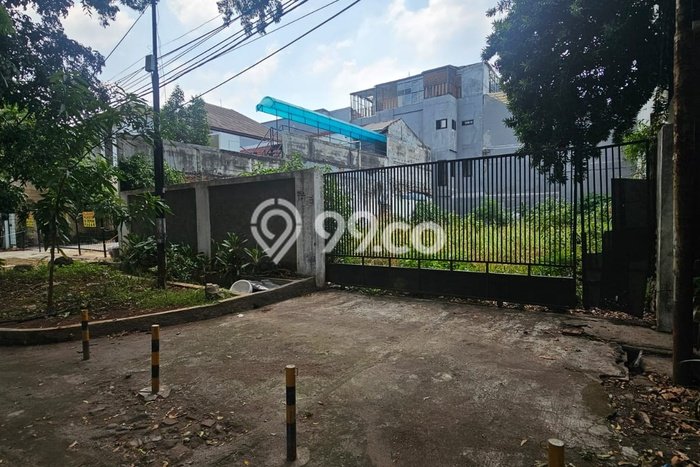 Tanah untuk Dijual Lokasi Kebayoran Baru, Jakarta Selatan Luas 335m2 SHM Tanah untuk Dijual Lokasi Kebayoran Baru, Jakarta Selatan Luas 335m2 SHM