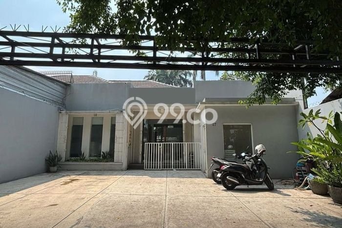 Unit Kantor Dijual di Jakarta Selatan LT 203m2 & LB 140m2 Unit Kantor Dijual di Jakarta Selatan LT 203m2 & LB 140m2