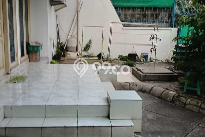 Disewakan! Rumah 4 Kamar Tidur &
3 Kamar Mandi di Kartini, Jakarta Pusat Disewakan! Rumah 4 Kamar Tidur &
3 Kamar Mandi di Kartini, Jakarta Pusat