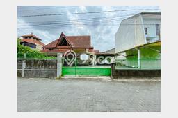 For Sale Rumah Mewah Exclusive di Gedong Tengen, Yogyakarta For Sale Rumah Mewah Exclusive di Gedong Tengen, Yogyakarta
