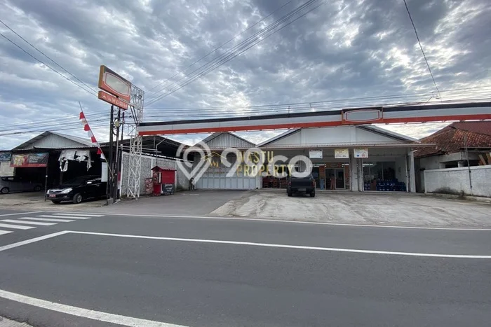 FOR SALE! Ruko di Sewon Bantul, LT 745m2, LB 400m2 FOR SALE! Ruko di Sewon Bantul, LT 745m2, LB 400m2