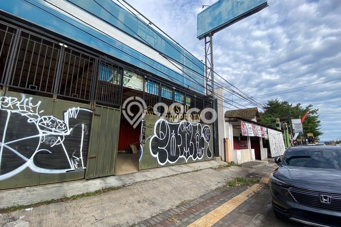 Ruko Dijual Lokasi Emas di Banguntapan Luas 900m2 Ruko Dijual Lokasi Emas di Banguntapan Luas 900m2