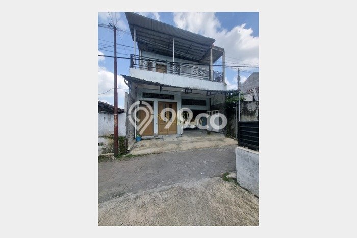 Dijual Kost di Banguntapan, Bantul, 10 KT, 3 KM, Luas 250m2 Dijual Kost di Banguntapan, Bantul, 10 KT, 3 KM, Luas 250m2