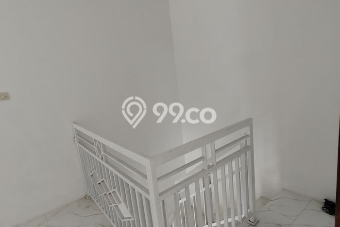 Jual Rumah Harga Miring Pancoran Mas Punya 3 Kamar & LT 50m2 Jual Rumah Harga Miring Pancoran Mas Punya 3 Kamar & LT 50m2
