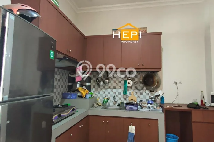 Hunian Cantik Modern Lb 220m2 di Pedurungan, Semarang Hunian Cantik Modern Lb 220m2 di Pedurungan, Semarang