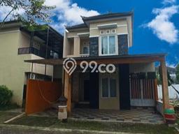 Rumah 2 Lantai Dekat UNIKA Dan Uptwon Mall BSB Semarang Rumah 2 Lantai Dekat UNIKA Dan Uptwon Mall BSB Semarang