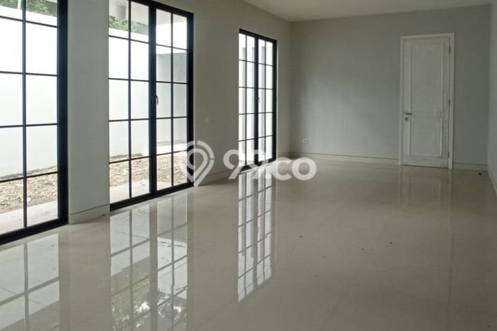 Dijual Rumah Premium dengan Fasilitas Sekitar Komplit di Tembalang, Semarang Dijual Rumah Premium dengan Fasilitas Sekitar Komplit di Tembalang, Semarang