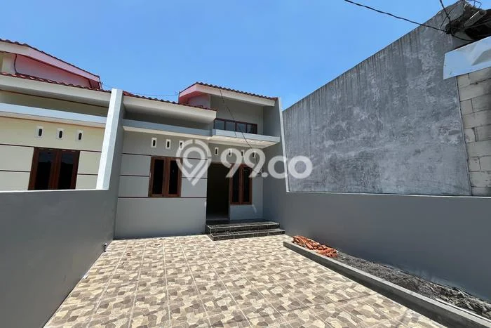 Rumah Modern Minimalis 3 Kamar Siap Huni di Pedurungan Rumah Modern Minimalis 3 Kamar Siap Huni di Pedurungan