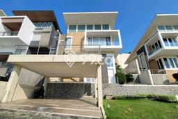 Rumah Nyaman 4 KT di Manyaran, Semarang - Luas Tanah 521m² Rumah Nyaman 4 KT di Manyaran, Semarang - Luas Tanah 521m²