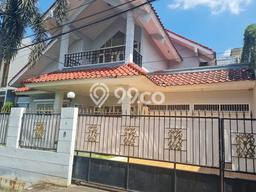 Dijual Rumah Premium dengan Fasilitas Sekitar Komplit di Cilandak, Jakarta Selatan Dijual Rumah Premium dengan Fasilitas Sekitar Komplit di Cilandak, Jakarta Selatan