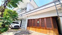 Rumah Elit LB 500m2 Siap Pakai Desain Elegan di Ampera, Jakarta Selatan Rumah Elit LB 500m2 Siap Pakai Desain Elegan di Ampera, Jakarta Selatan
