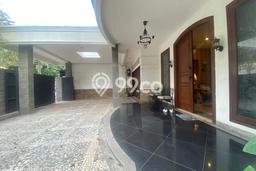 Rumah Luxury Modern Tanpa Renovasi di Gandaria Jakarta Selatan Rumah Luxury Modern Tanpa Renovasi di Gandaria Jakarta Selatan