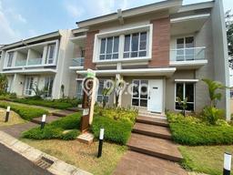 Jual Rumah Strategis Bagus Punya 2 KT di Ciputat Tangerang Selatan SHM Jual Rumah Strategis Bagus Punya 2 KT di Ciputat Tangerang Selatan SHM