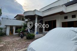 Rumah Luxury Modern Siap Huni di Senopati Jakarta Selatan Rumah Luxury Modern Siap Huni di Senopati Jakarta Selatan