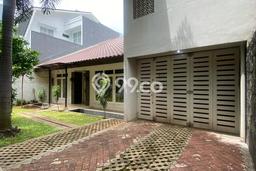 Jarang Ada! Rumah Kontrakan 4 Kamar Nyaman Siap Huni SCBD Jarang Ada! Rumah Kontrakan 4 Kamar Nyaman Siap Huni SCBD