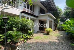 Sewa Rumah Harga Terjangkau di Kemang Jakarta Selatan Punya 4 Kamar Tidur Sewa Rumah Harga Terjangkau di Kemang Jakarta Selatan Punya 4 Kamar Tidur