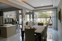Dijual Rumah Mewah Megah Dengan View Eksklusif di Pejaten, Jakarta Selatan Dijual Rumah Mewah Megah Dengan View Eksklusif di Pejaten, Jakarta Selatan