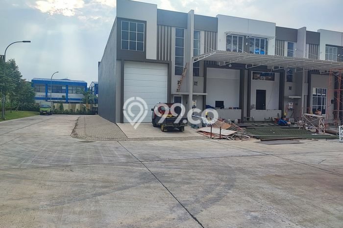 Gudang Dijual di Jakarta Barat LT 140m2 & LB 130m2 Lokasi Terbaik! Gudang Dijual di Jakarta Barat LT 140m2 & LB 130m2 Lokasi Terbaik!