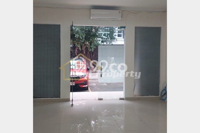 Ruko Dijual di Tebet Jakarta Selatan dengan Luas Bangunan 210m2 Ruko Dijual di Tebet Jakarta Selatan dengan Luas Bangunan 210m2