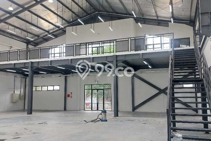 Unit Gudang Disewa Lokasi Pulo Gadung, Jakarta Timur Spesifikasi Luas Bangunan 840m2 Unit Gudang Disewa Lokasi Pulo Gadung, Jakarta Timur Spesifikasi Luas Bangunan 840m2