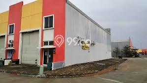 Gudang di Cakung, Luas 162m², Akses Strategis, Siap Bisnis Gudang di Cakung, Luas 162m², Akses Strategis, Siap Bisnis