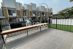 Hunian Mewah LB 177m2 Siap Huni Desain Elegan di BSD, Tangerang Hunian Mewah LB 177m2 Siap Huni Desain Elegan di BSD, Tangerang