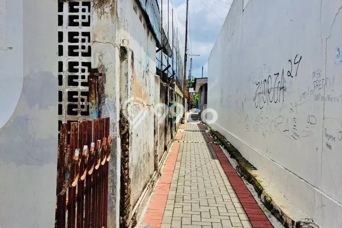 Tanah Kosong Dijual di Yogyakarta dengan Area 683m2 Tanah Kosong Dijual di Yogyakarta dengan Area 683m2