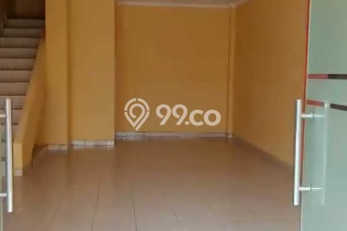 KAWASAN BISNIS! Gudang di Cileungsi, Luas 1120m², Jalan Raya KAWASAN BISNIS! Gudang di Cileungsi, Luas 1120m², Jalan Raya