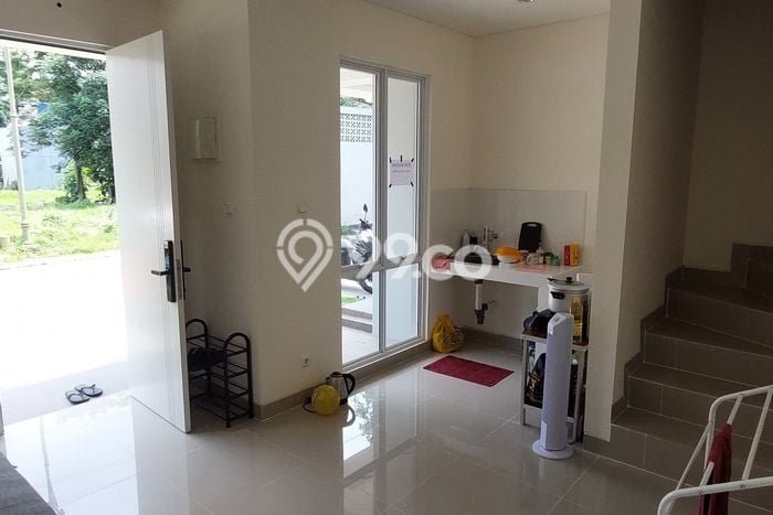 Rumah sewa siap huni 2 KT di Gading Serpong Virginia Village, Tangerang Rumah sewa siap huni 2 KT di Gading Serpong Virginia Village, Tangerang