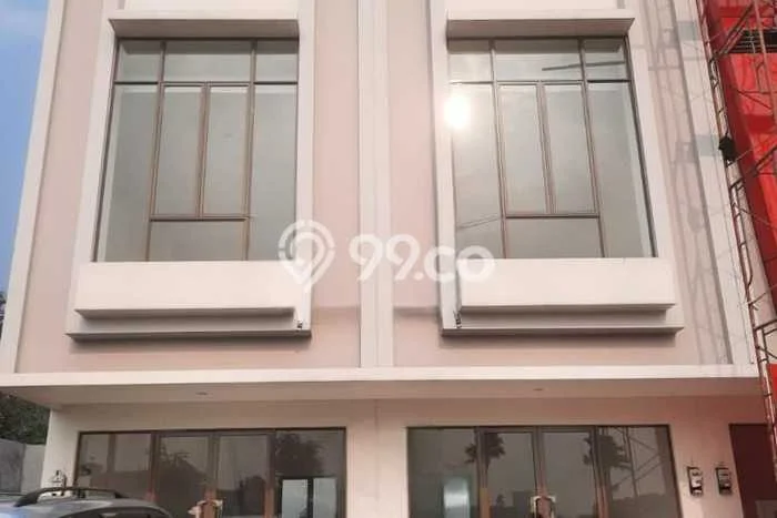 Ruko untuk Disewa di Pusat Tangerang Luas Bangunan 216m2 Ruko untuk Disewa di Pusat Tangerang Luas Bangunan 216m2