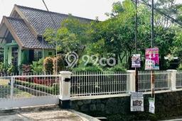 Rumah Mewah LB 228m2 Siap Pakai Desain Elegan di Bandung Kota, Bandung Rumah Mewah LB 228m2 Siap Pakai Desain Elegan di Bandung Kota, Bandung