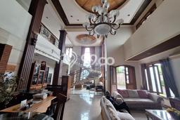 For Sale! Luxury House LT 2630m2 Desain Elegan di Kebagusan For Sale! Luxury House LT 2630m2 Desain Elegan di Kebagusan