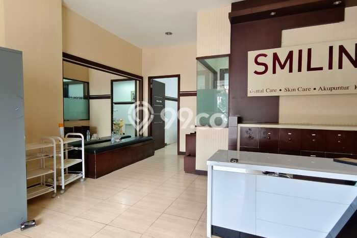 Kantor Bagus Dijual LB 200m2 Lokasi Strategis Tangerang Area Cocok untuk Bisnis Kantor Bagus Dijual LB 200m2 Lokasi Strategis Tangerang Area Cocok untuk Bisnis