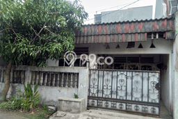 Jual Rumah Bagus Siap Huni LB 110m2 di Ciputat, Tangerang Selatan Jual Rumah Bagus Siap Huni LB 110m2 di Ciputat, Tangerang Selatan