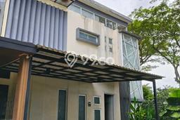 Ready to Use! Luxury House LT 198m2 Desain Modern di BSD City Ready to Use! Luxury House LT 198m2 Desain Modern di BSD City